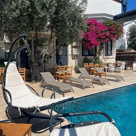 Alacati Albatross Hotel エクステリア 写真