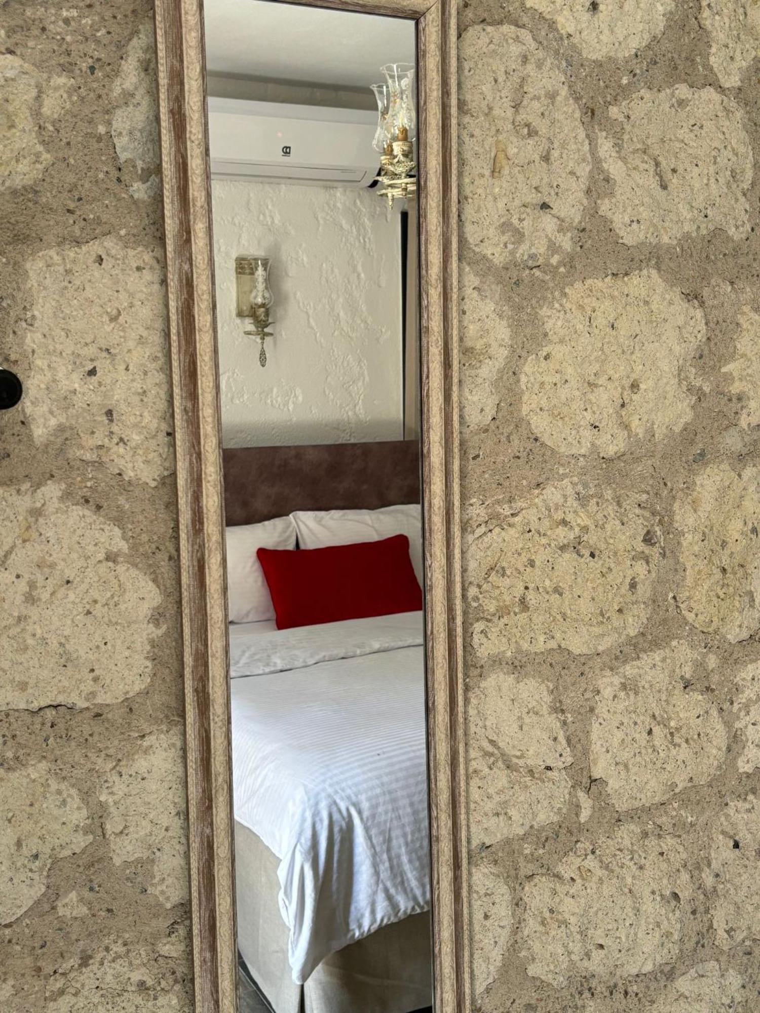 Alacati Albatross Hotel エクステリア 写真