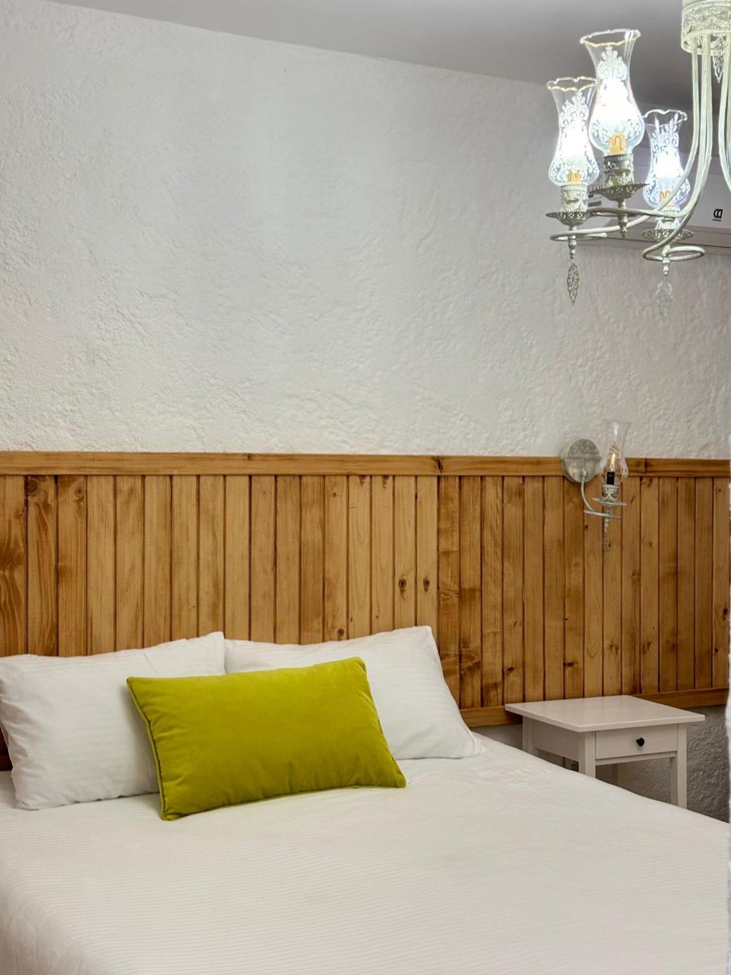 Alacati Albatross Hotel エクステリア 写真