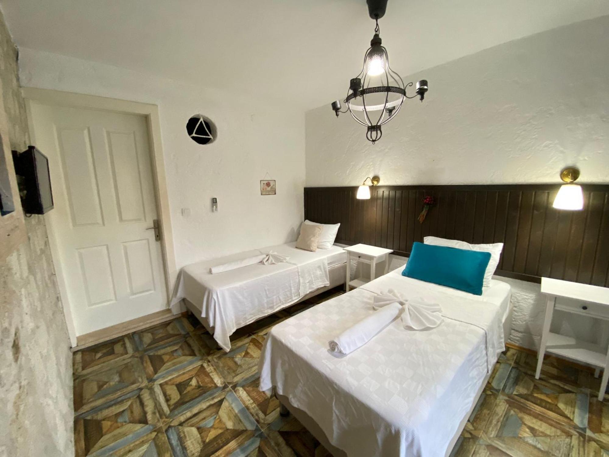 Alacati Albatross Hotel エクステリア 写真